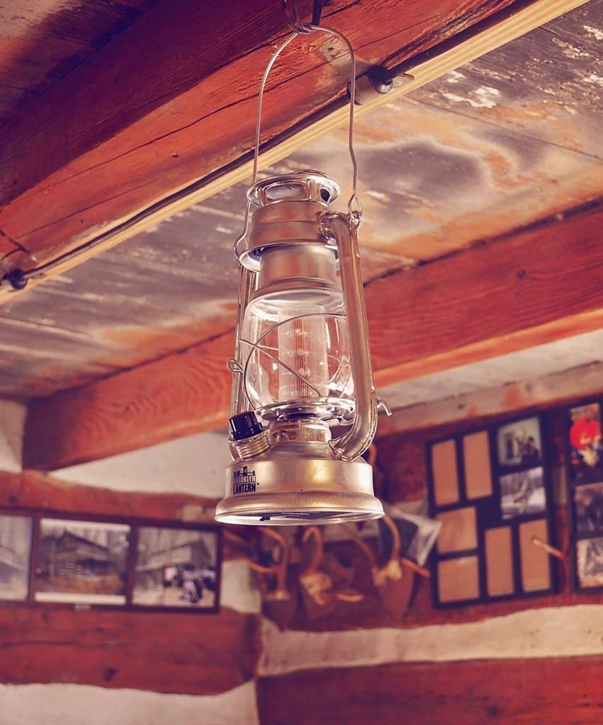 Hanging Hurricane Lantern