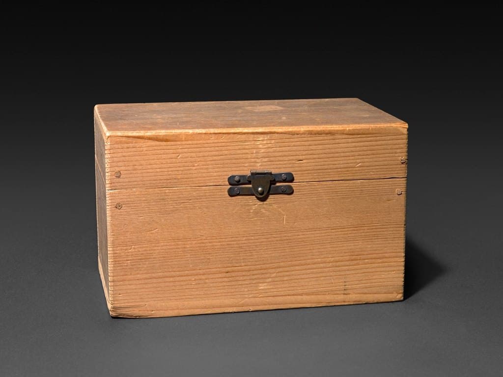 Lidded Wood Storage Box